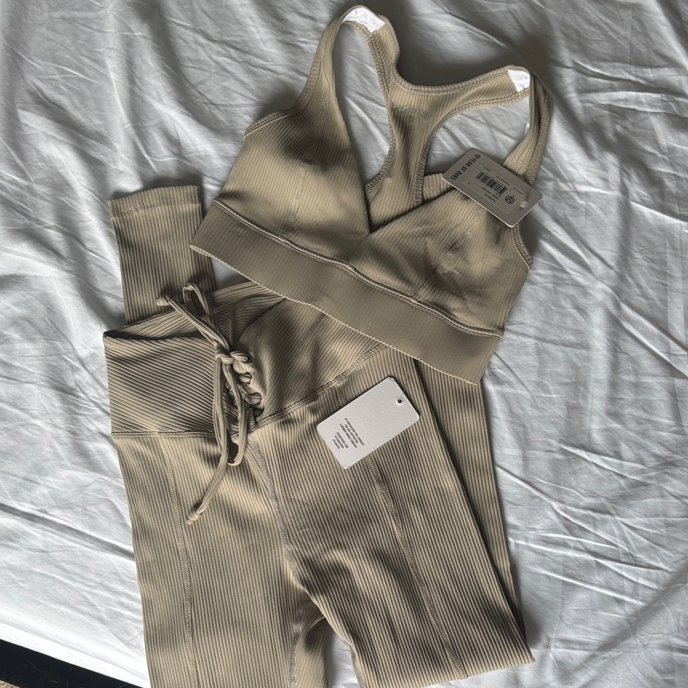 NEW WITH TAGS Year of Ours Tan Ribbed football Activewear Set